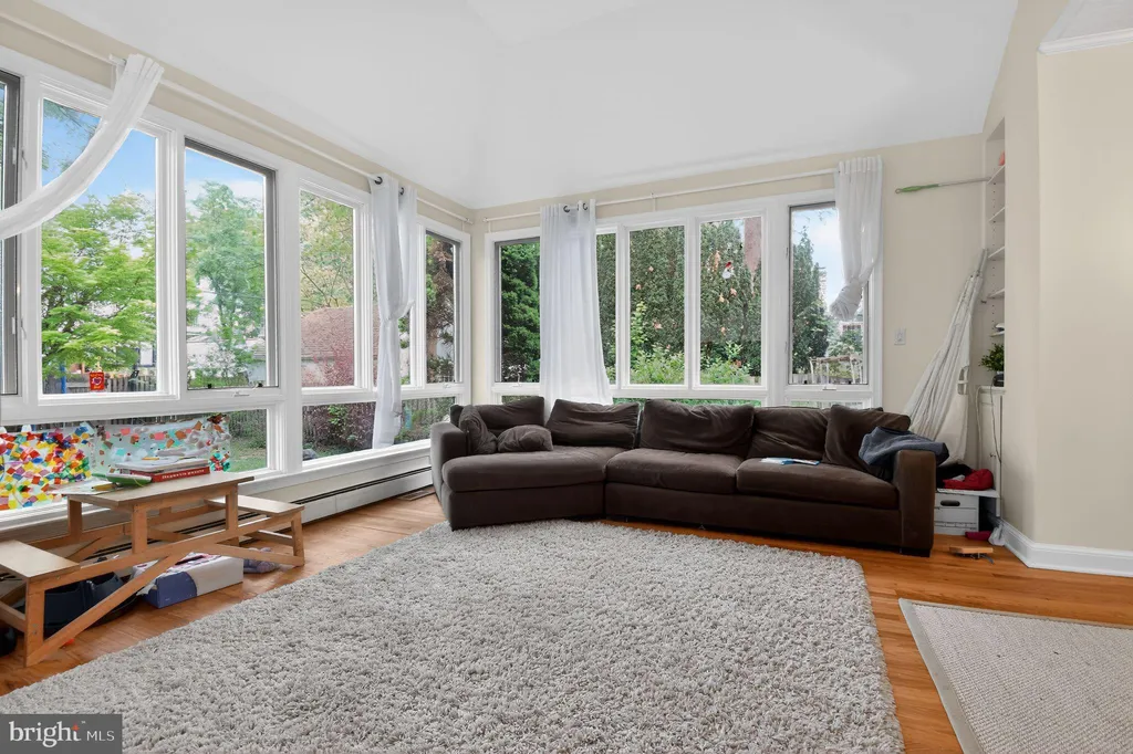 Additional image 15 of 4825 Butterworth Place NW, Washington, DC 20016