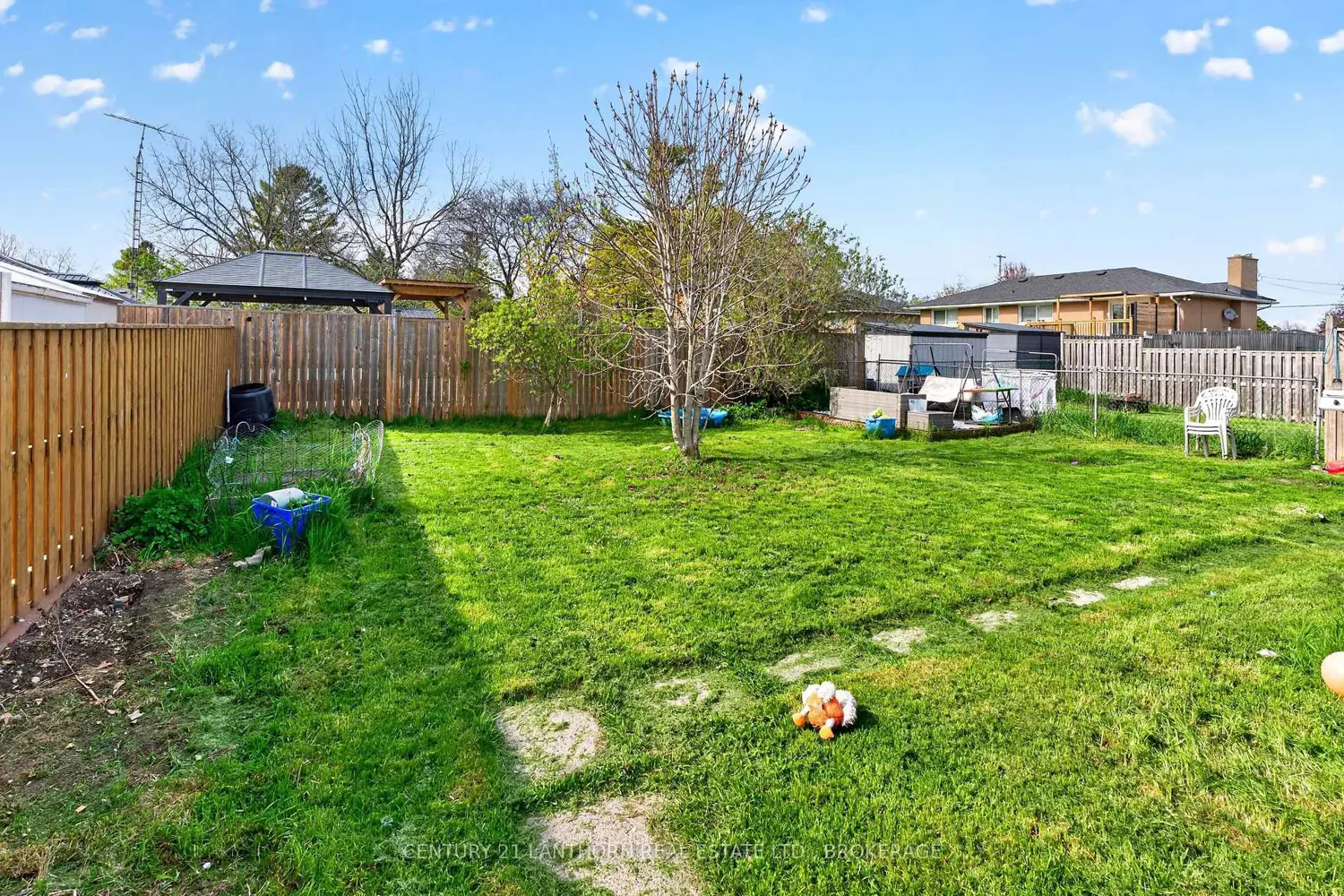 Additional image 9 of 10-12 Manitou Crescent