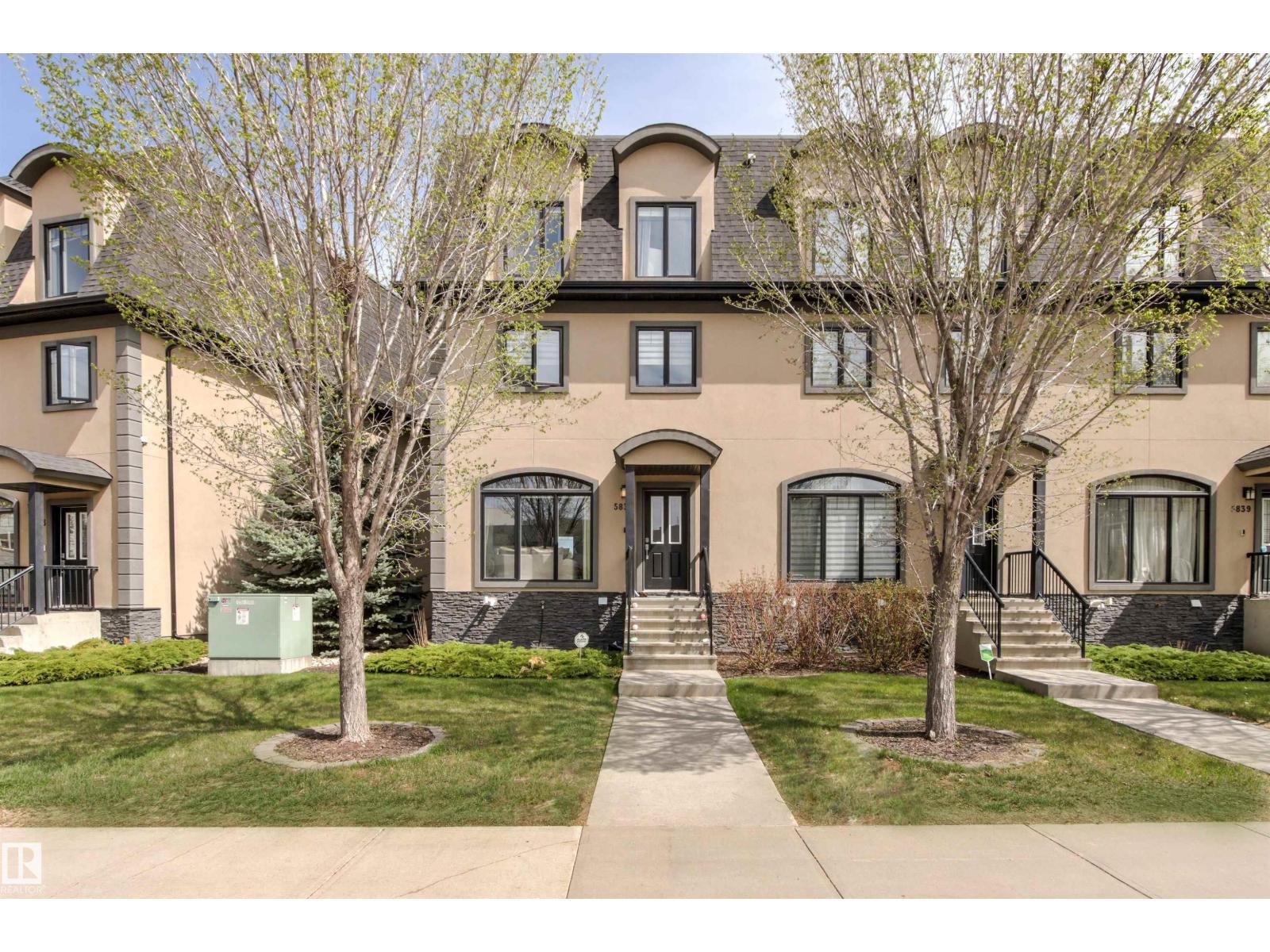 5835 Mullen Place NW, Edmonton, AB, T6R0T5