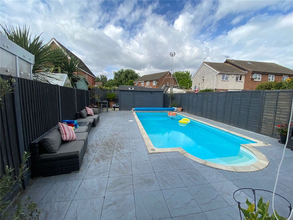 Additional image 2 of 3 bed semi-detached house for saleDiligent Drive, Sittingbourne, Kent ME10