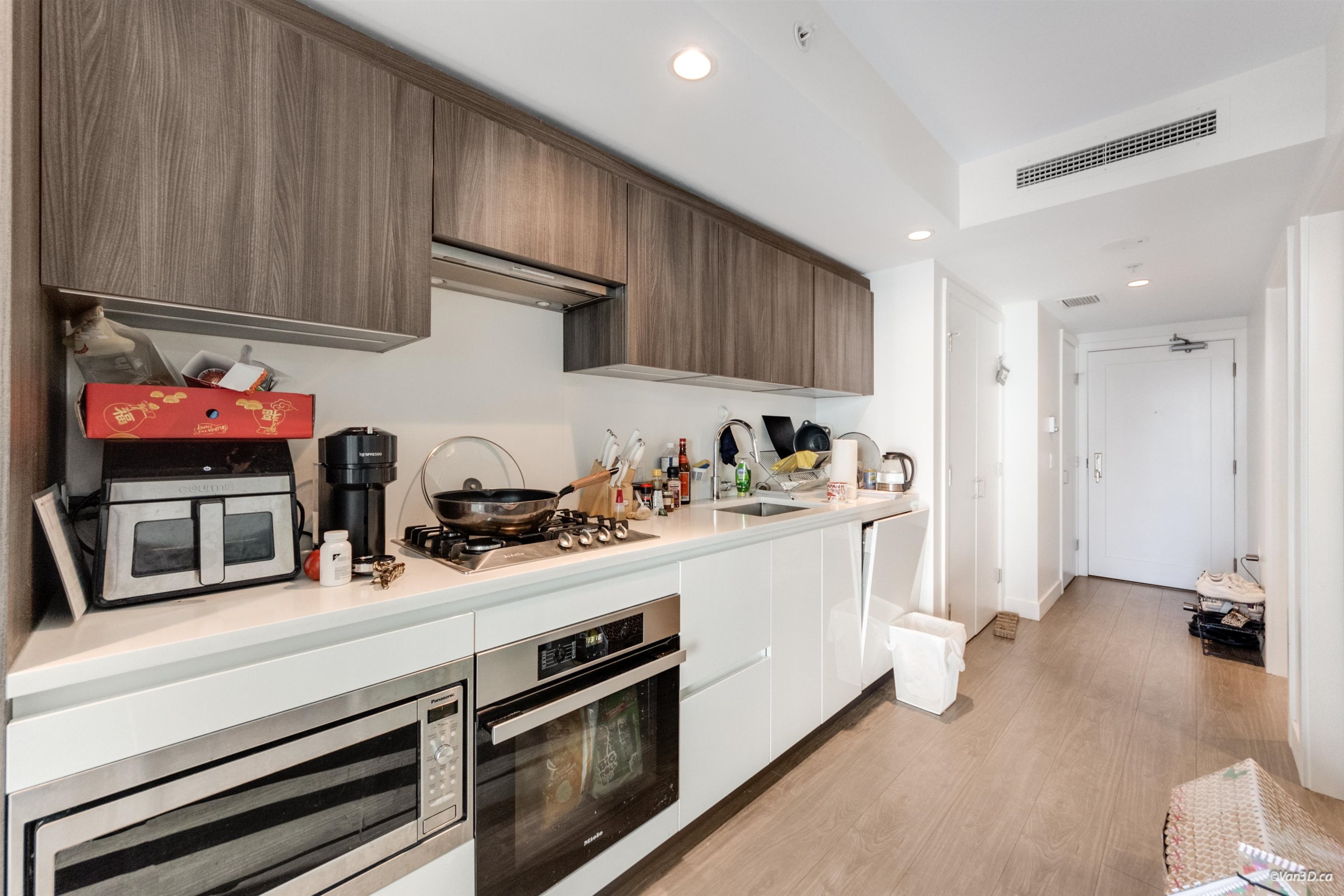 Additional image 3 of 615-6328 No. 3 Road, Richmond, BC, V6Y 0L6