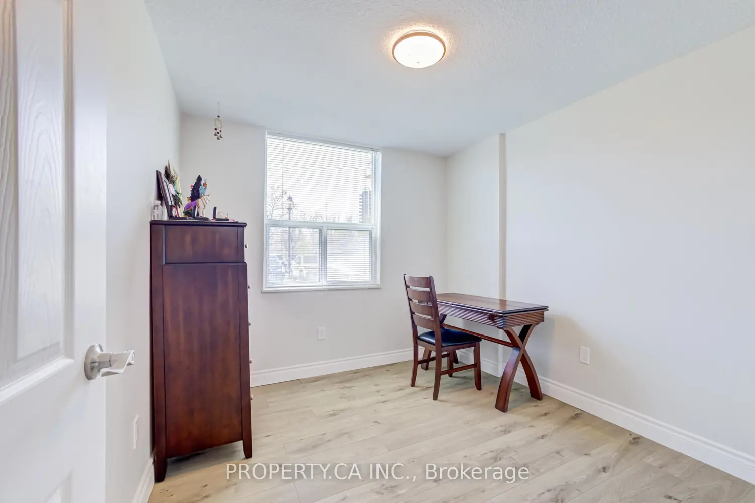 Additional image 8 of 966 Inverhouse Drive 109