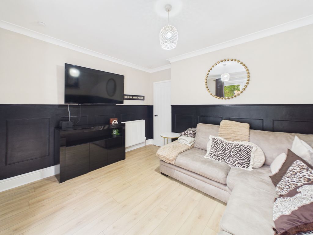 Additional image 4 of 3 bed flat for saleAlbion Street, Coatbridge ML5