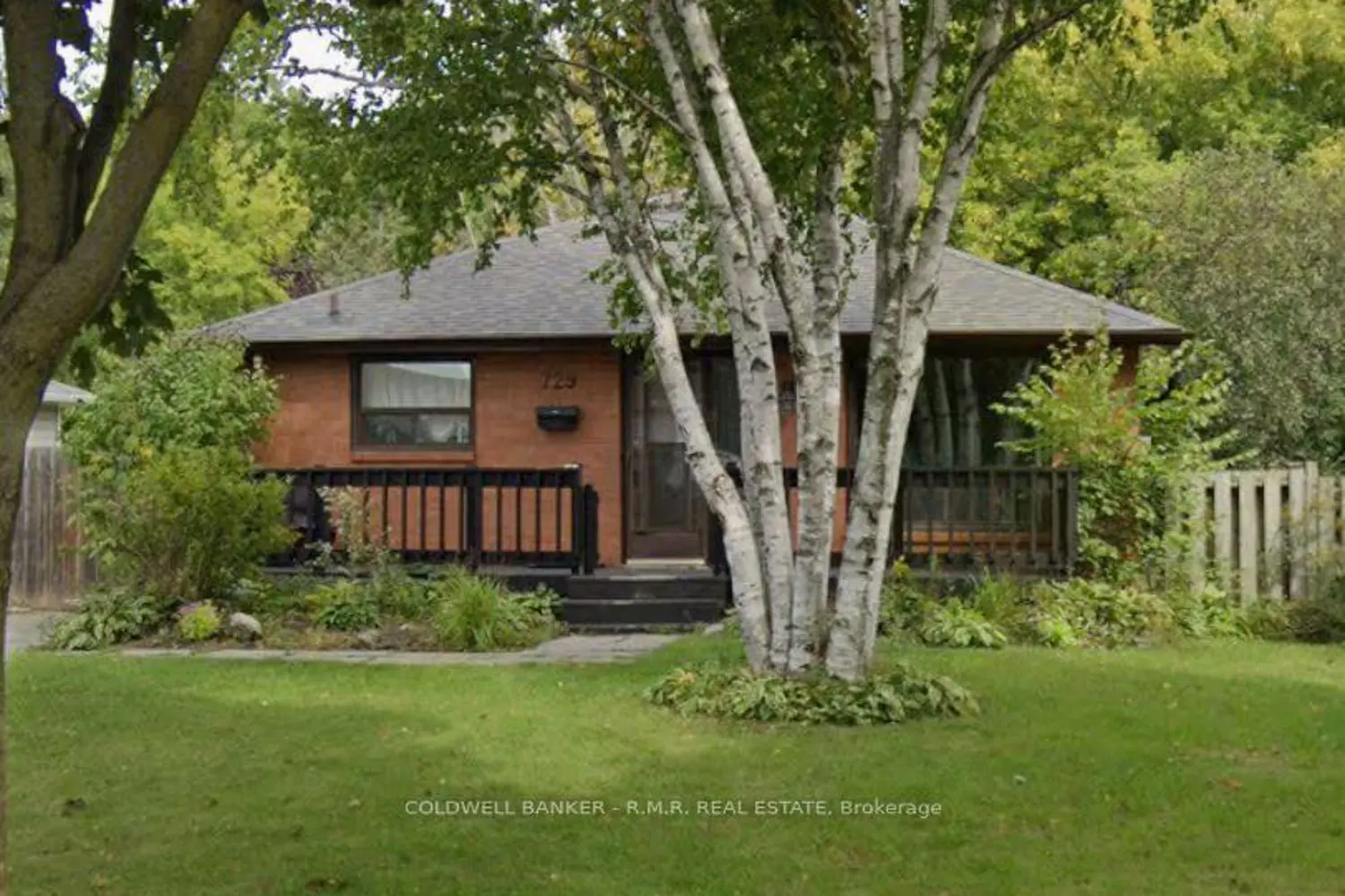 Additional image 18 of 729 Downview Crescent