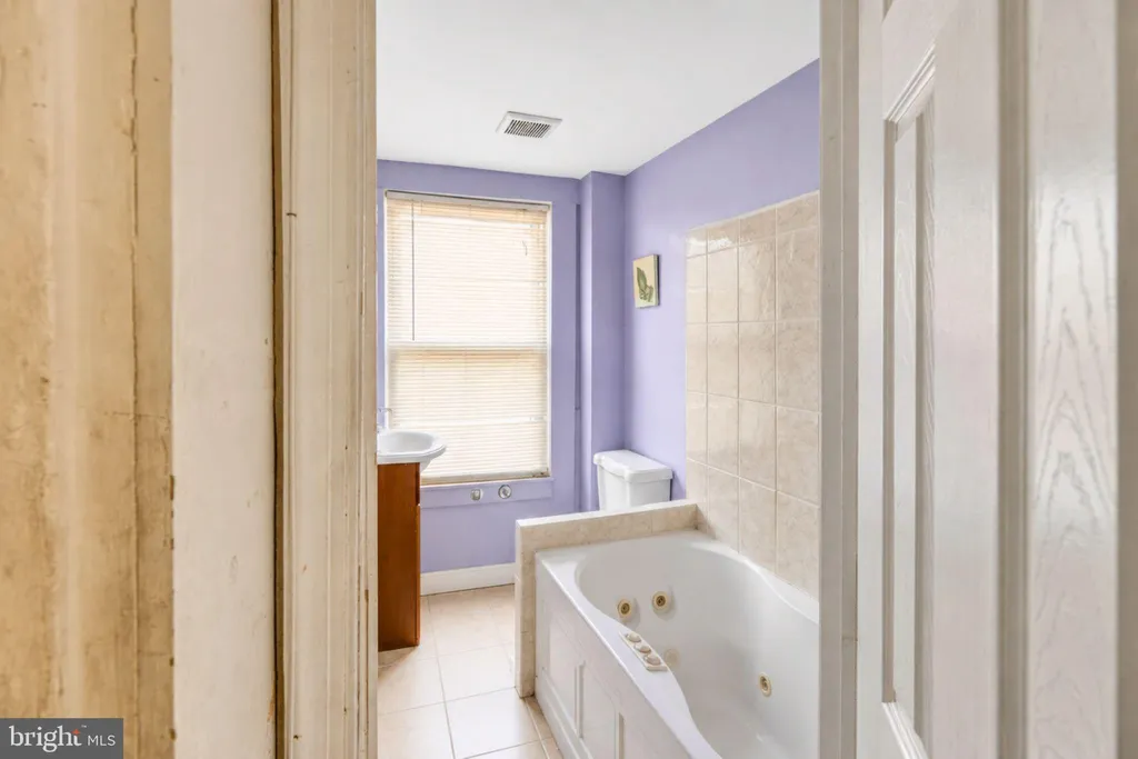 Additional image 18 of 1025 44th Street NE, Washington, DC 20019