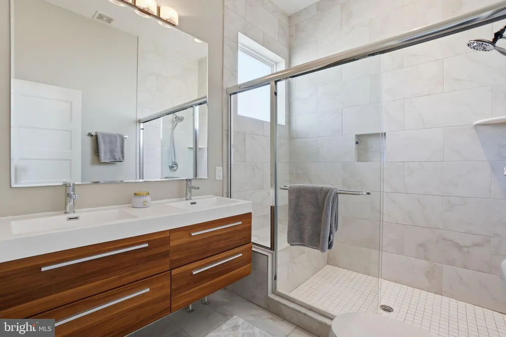 Additional image 9 of 3222 Warder Street NW Unit 5, Washington, DC 20010