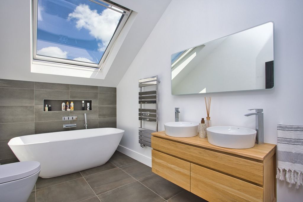 Additional image 6 of 4 bed detached house for saleMonkton Road, Minster, Ramsgate, Kent CT12