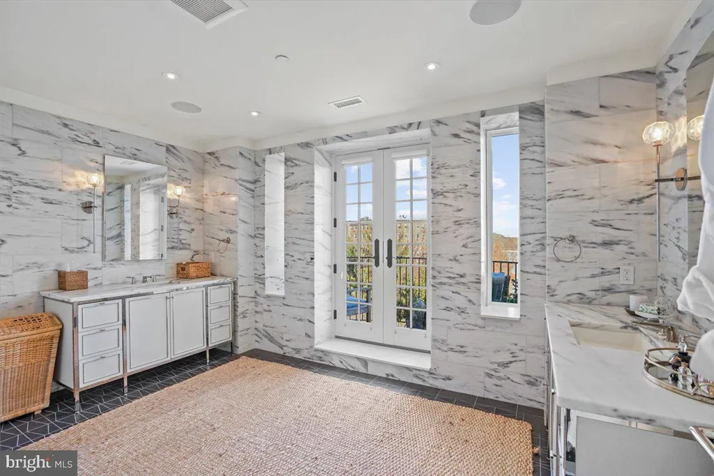 Additional image 12 of 2660 Connecticut Avenue NW Unit 3B, Washington, DC 20008