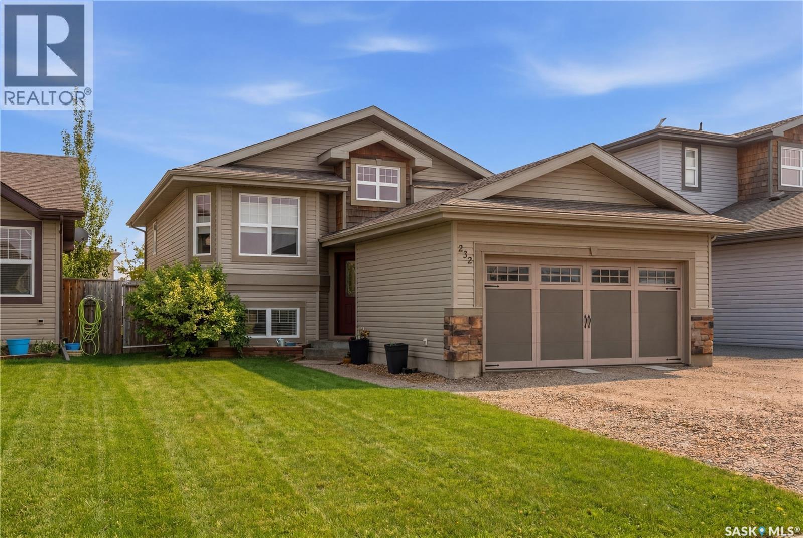 232 Enns CRESCENT