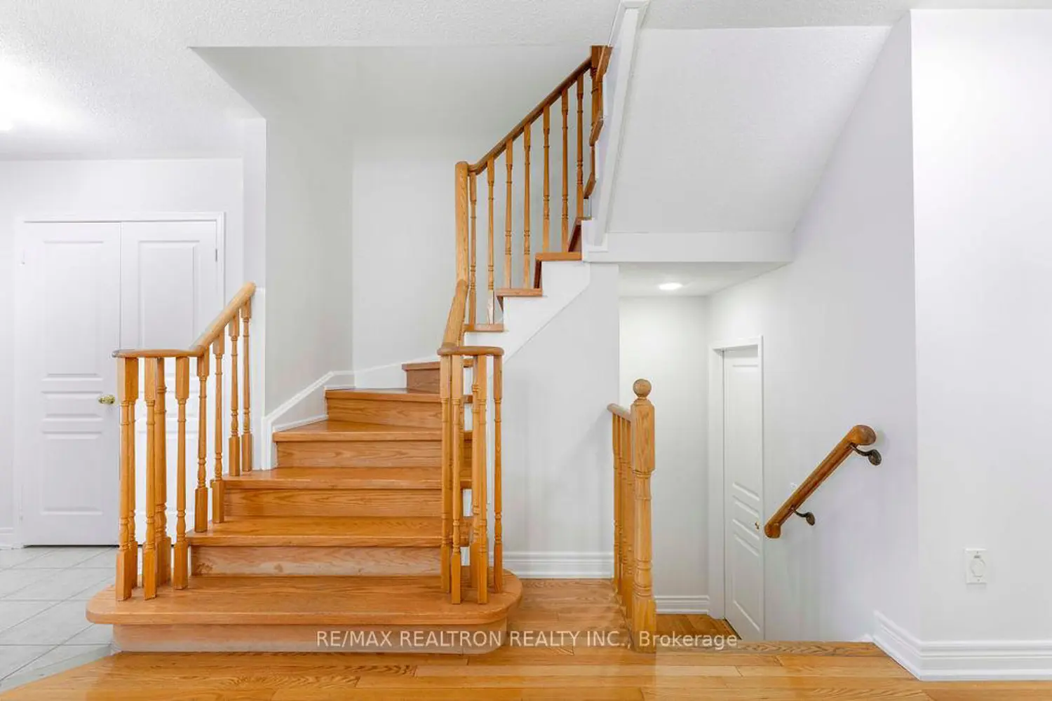 Additional image 17 of 2334 Bur Oak Avenue