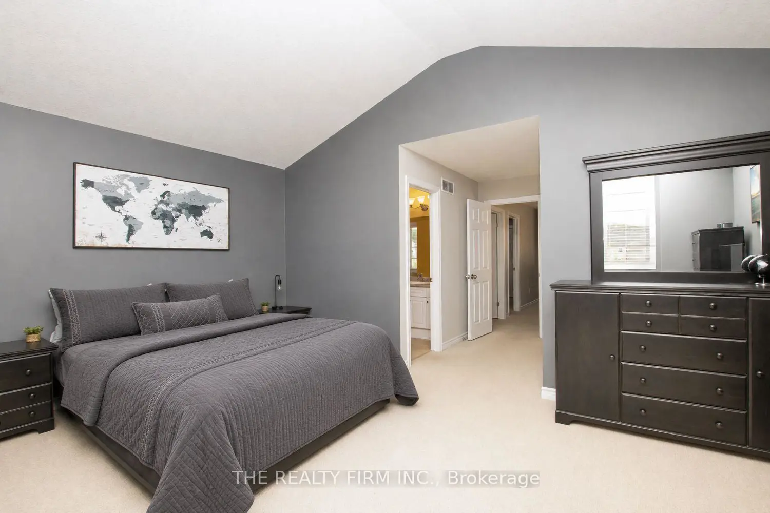 Additional image 8 of 884 Reeves Avenue