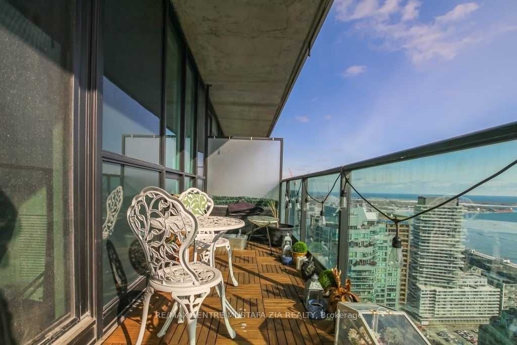 Additional image 3 of 4110-33 Bay Street, Toronto, ON, M5J 2Z3