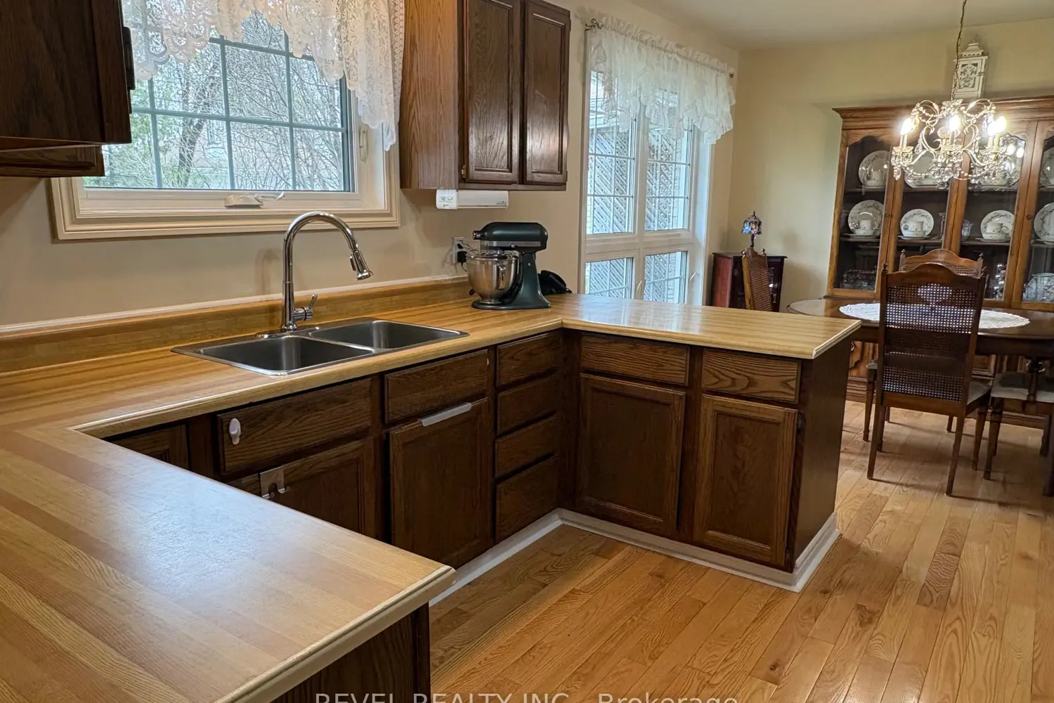 Additional image 9 of 452 Eleventh Avenue