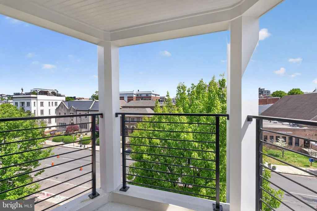 1712 15th Street NW Unit 3, Washington, DC 20009