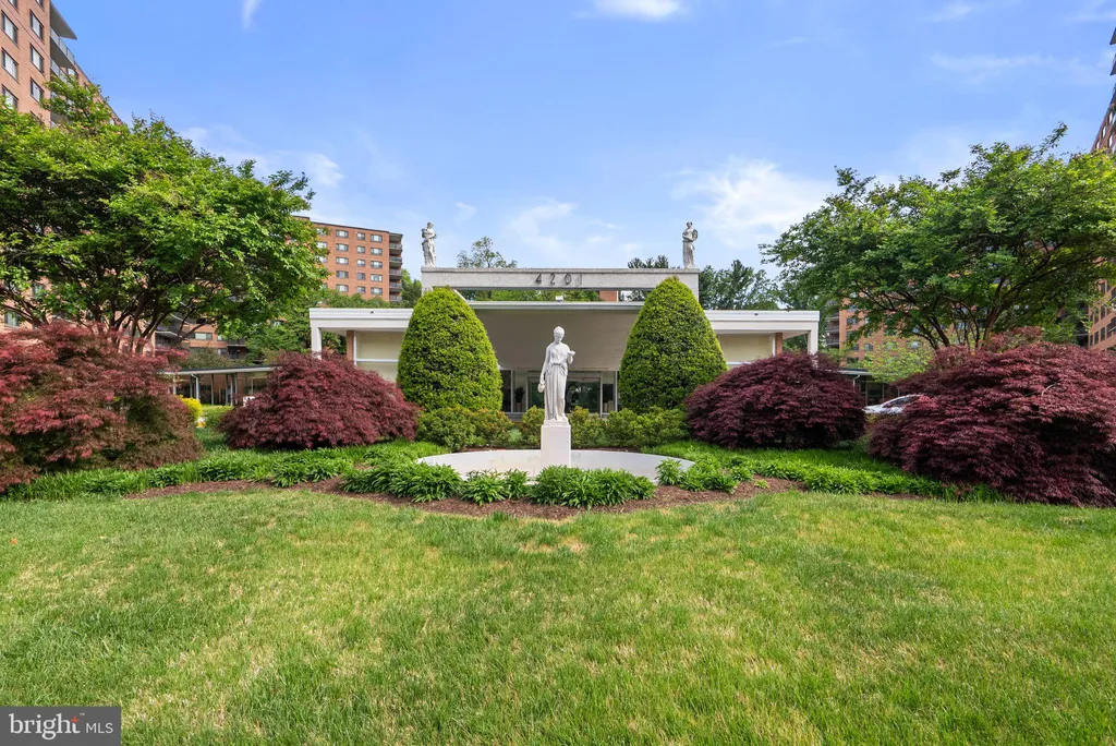 Additional image 2 of 4201 Cathedral Avenue NW Unit T10E, Washington, DC 20016