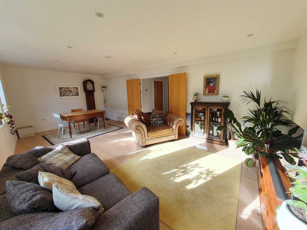 Additional image 9 of 3 bed flat for saleWhitefriars Street, Canterbury CT1