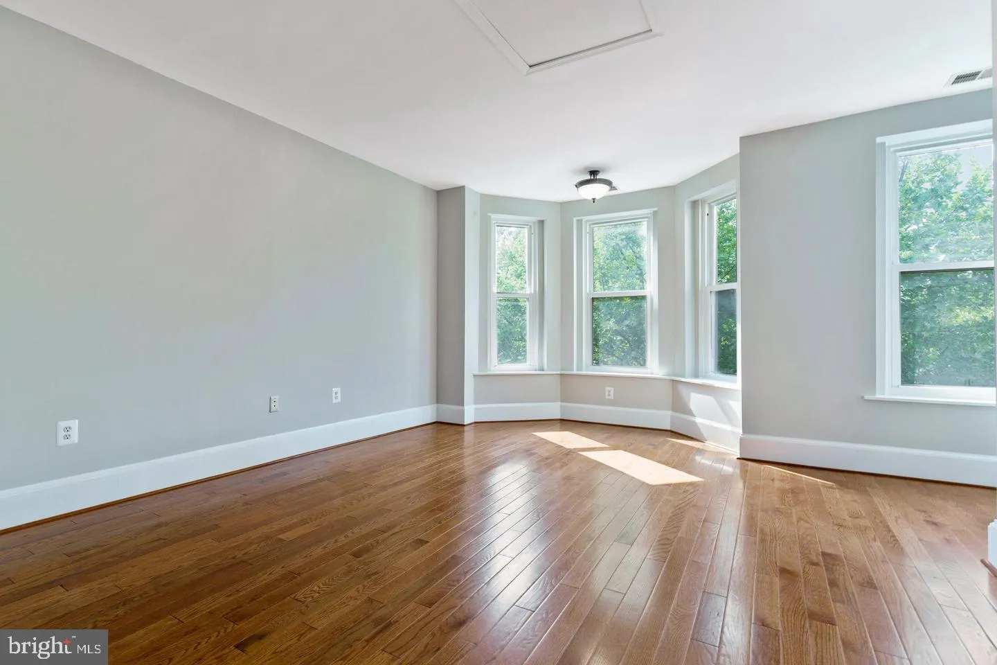 Additional image 52 of Address Not Available from Listing Broker, Washington, DC 20002