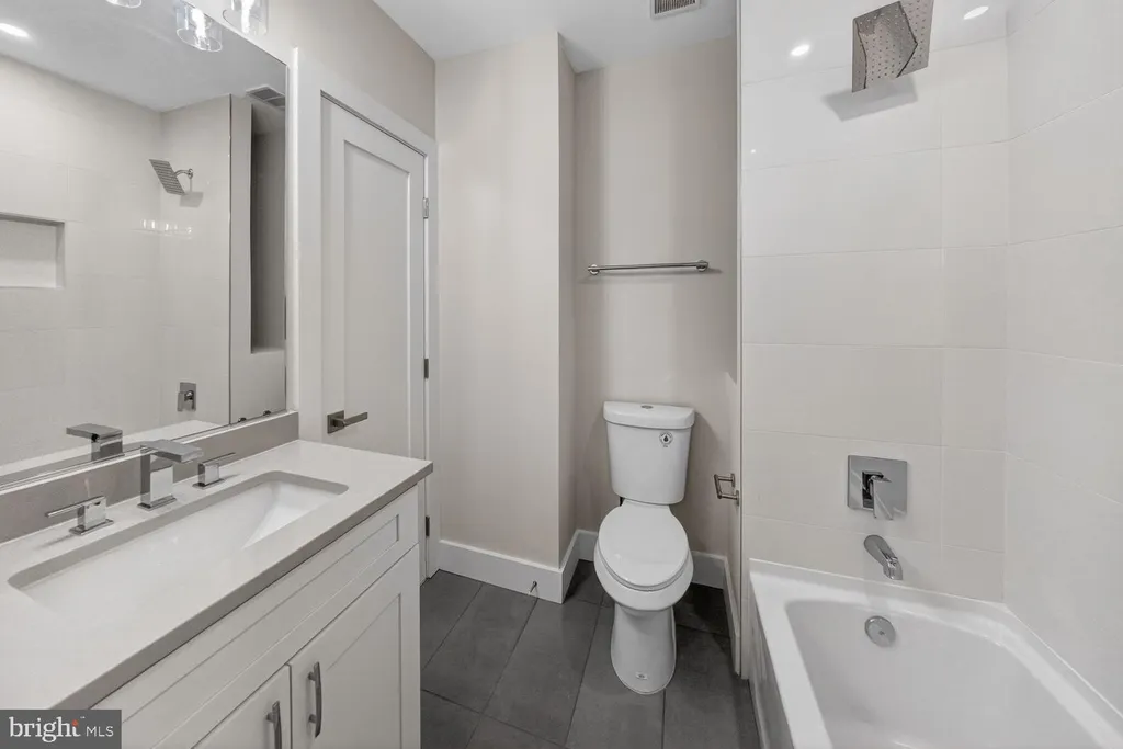 Additional image 15 of 237 Rock Creek Church Road NW, Washington, DC 20011