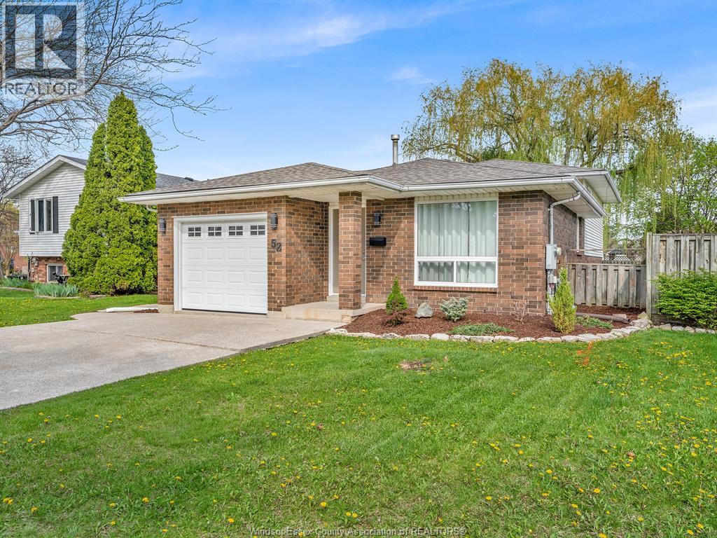 52 Kentucky , Amherstburg, ON, N9V3S5