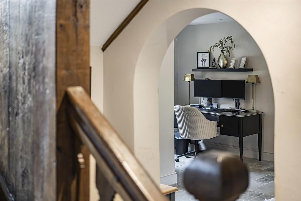 Additional image 77 of 7 bed property for sale34 Bell Lane, Syresham, Brackley NN13