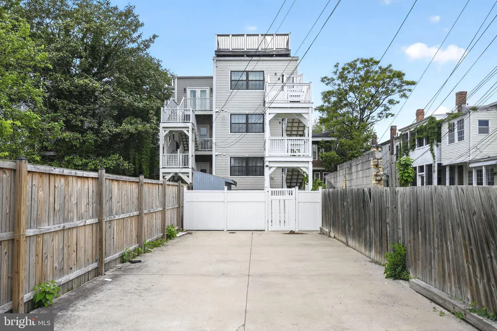 3223 Warder Street NW #4, Washington, DC 20010