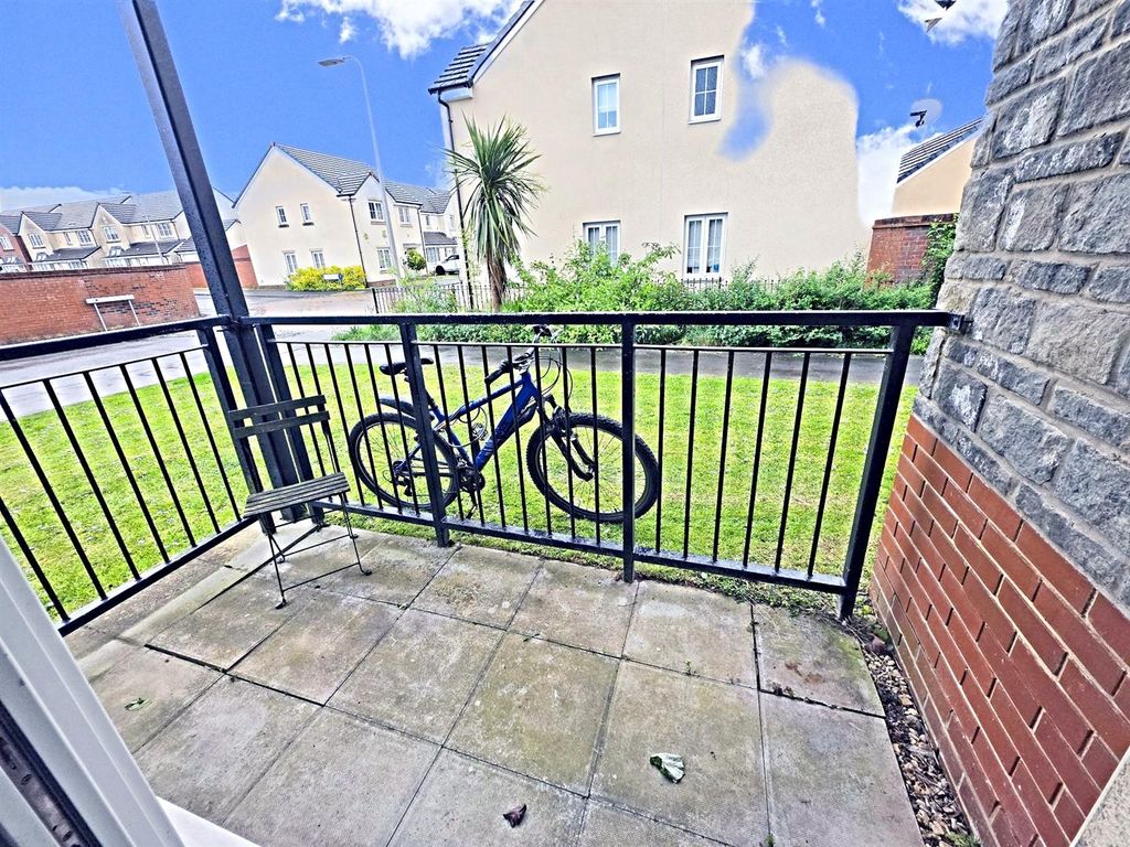 Additional image 4 of 1 bed flat for saleHeol Gryfydd, Rhydyfelin, Pontypridd CF37