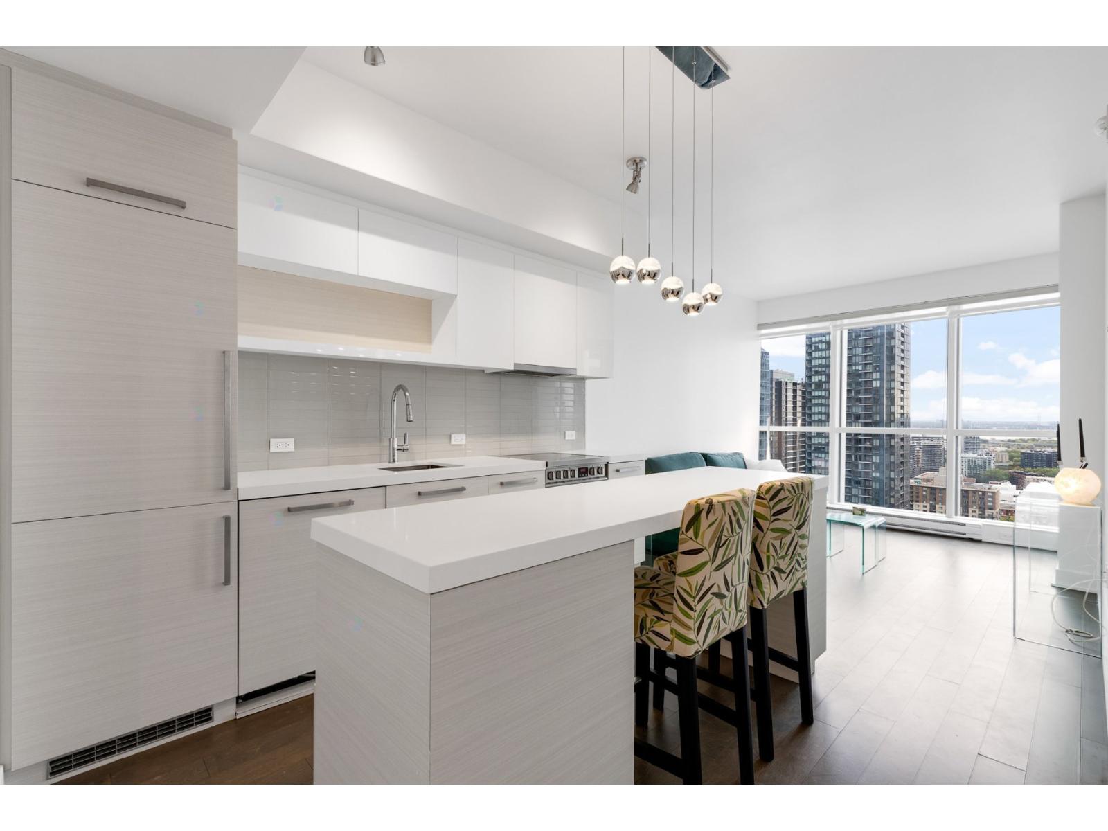 1050 Rue Drummond