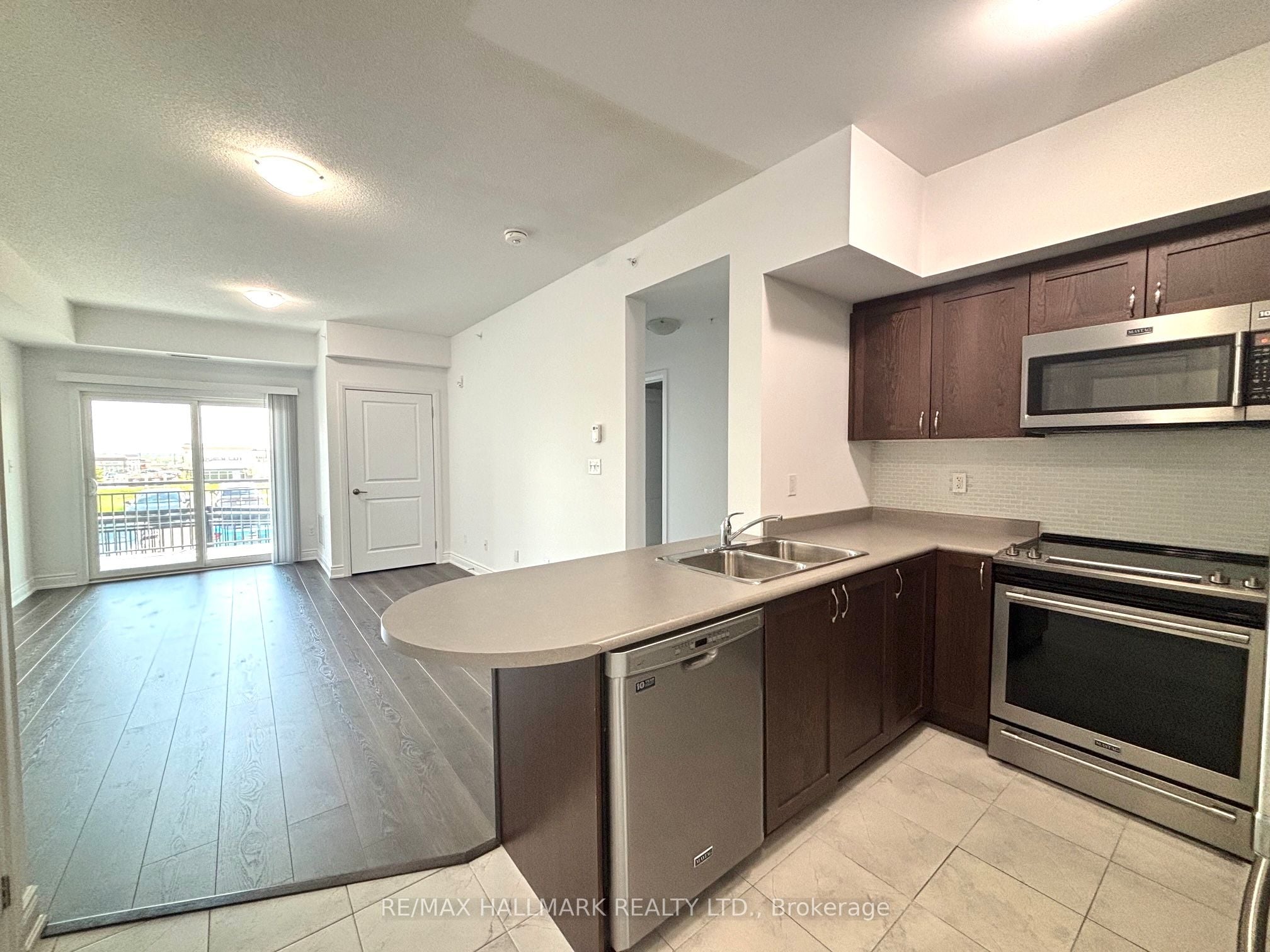 Additional image 2 of 107-295 Cundles Road E, Barrie, ON, L4M 0K8