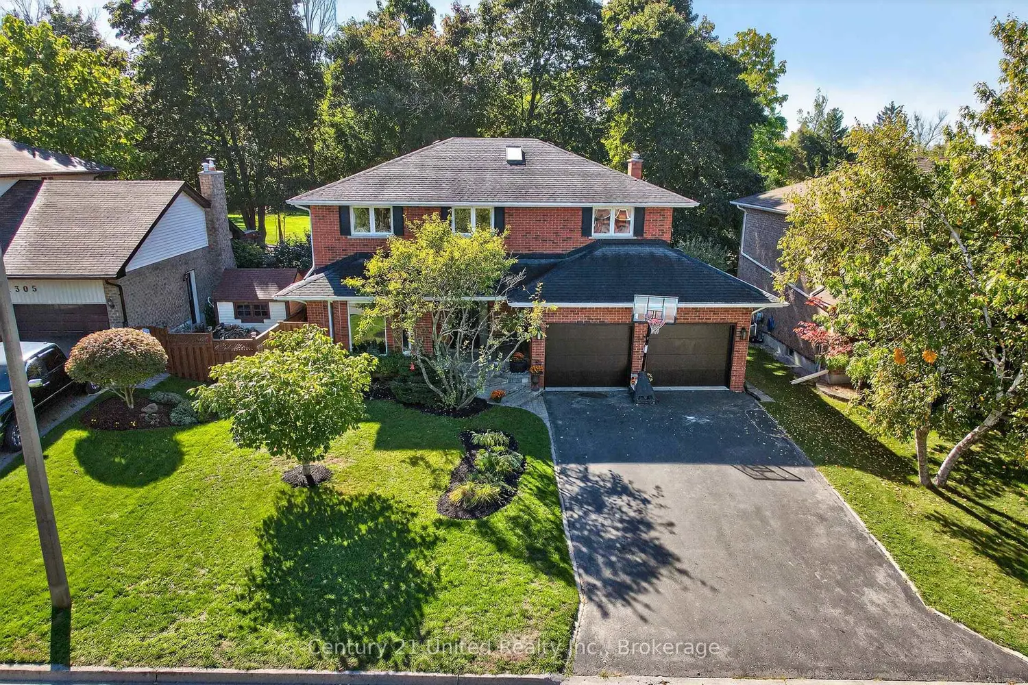 1309 Scollard Drive