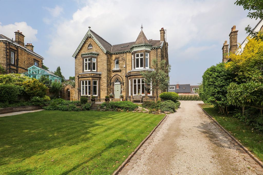 Additional image 5 of 9 bed detached house for saleTaptonville Crescent, Broomhill, Sheffield S10
