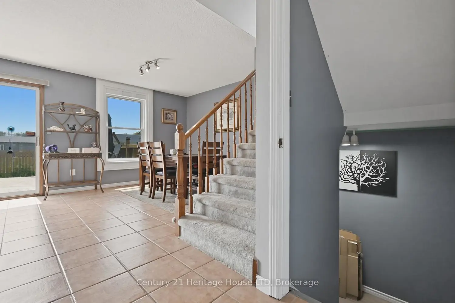 Additional image 3 of 6864 Sunrise Court