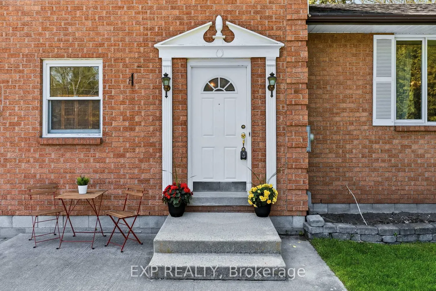 32 Louisa Street photo 4