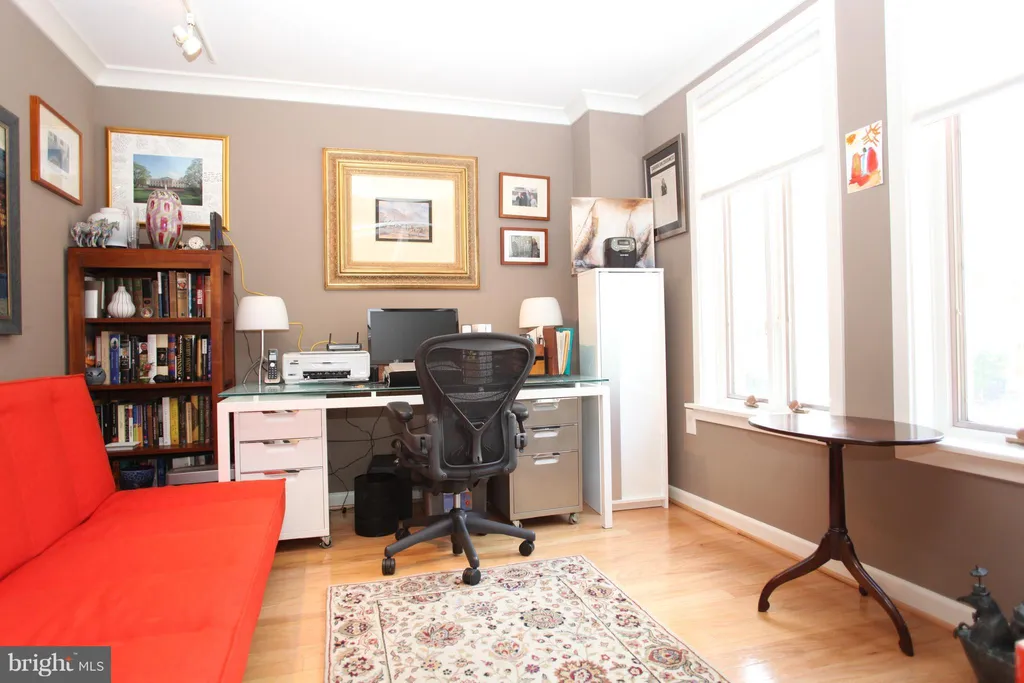 Additional image 5 of 1045 31st Street NW Unit 205, Washington, DC 20007