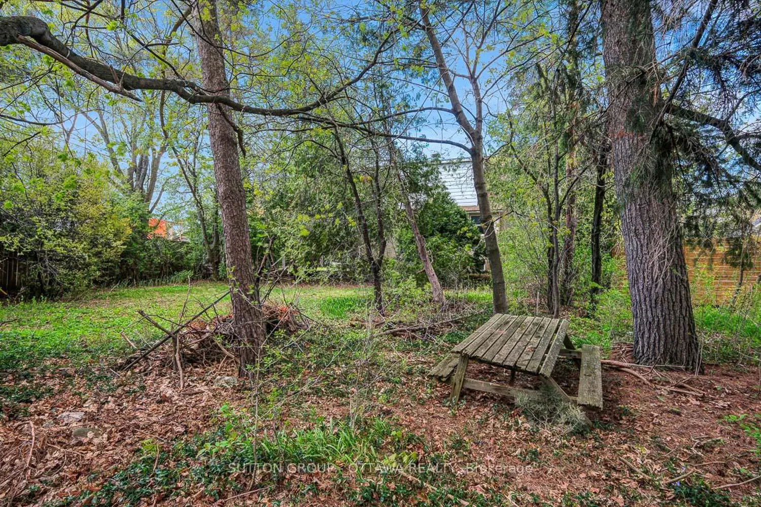 Additional image 18 of 1471 Cavendish Road
