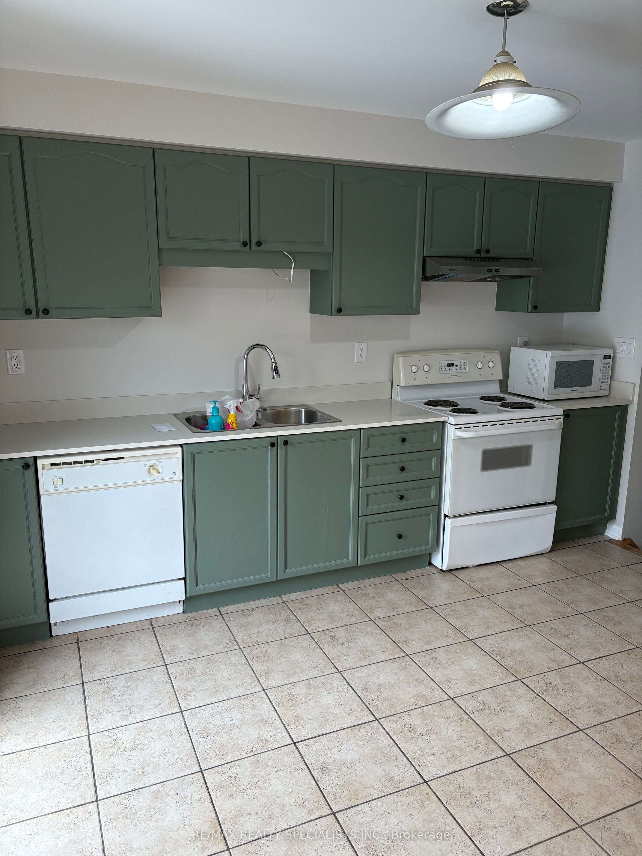 Additional image 2 of 440 Bundy Drive, Milton, ON, L9T 5N5