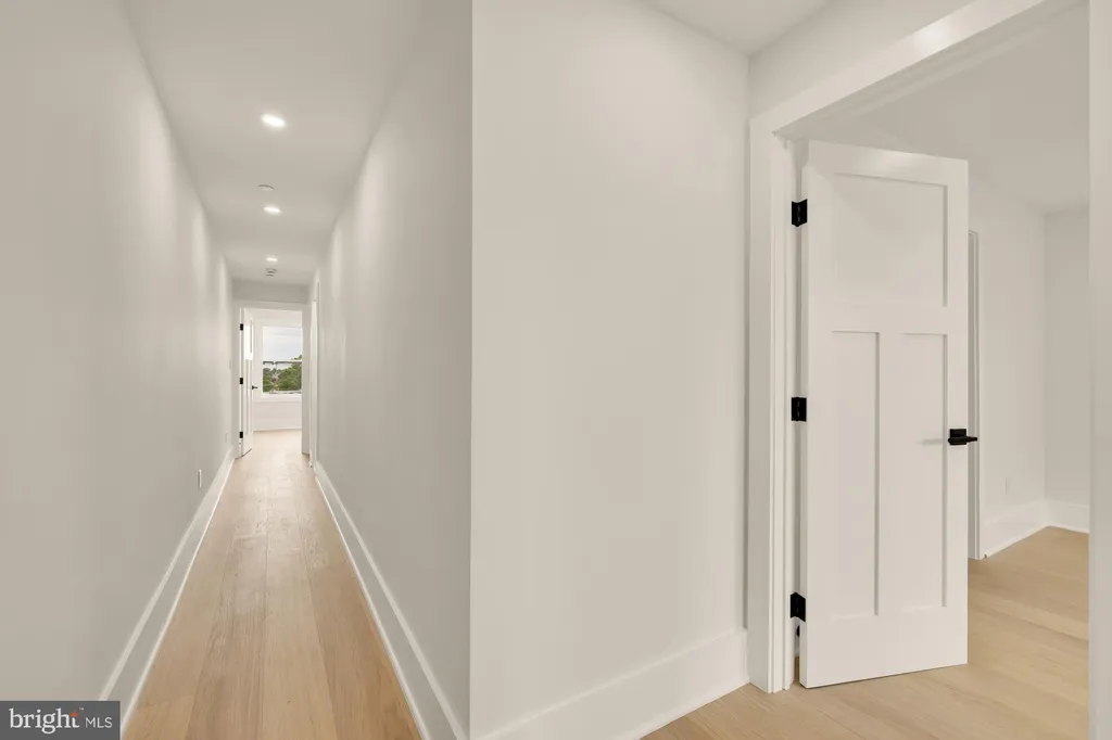 Additional image 19 of 5703 9th Street NW Unit 2, Washington, DC 20011