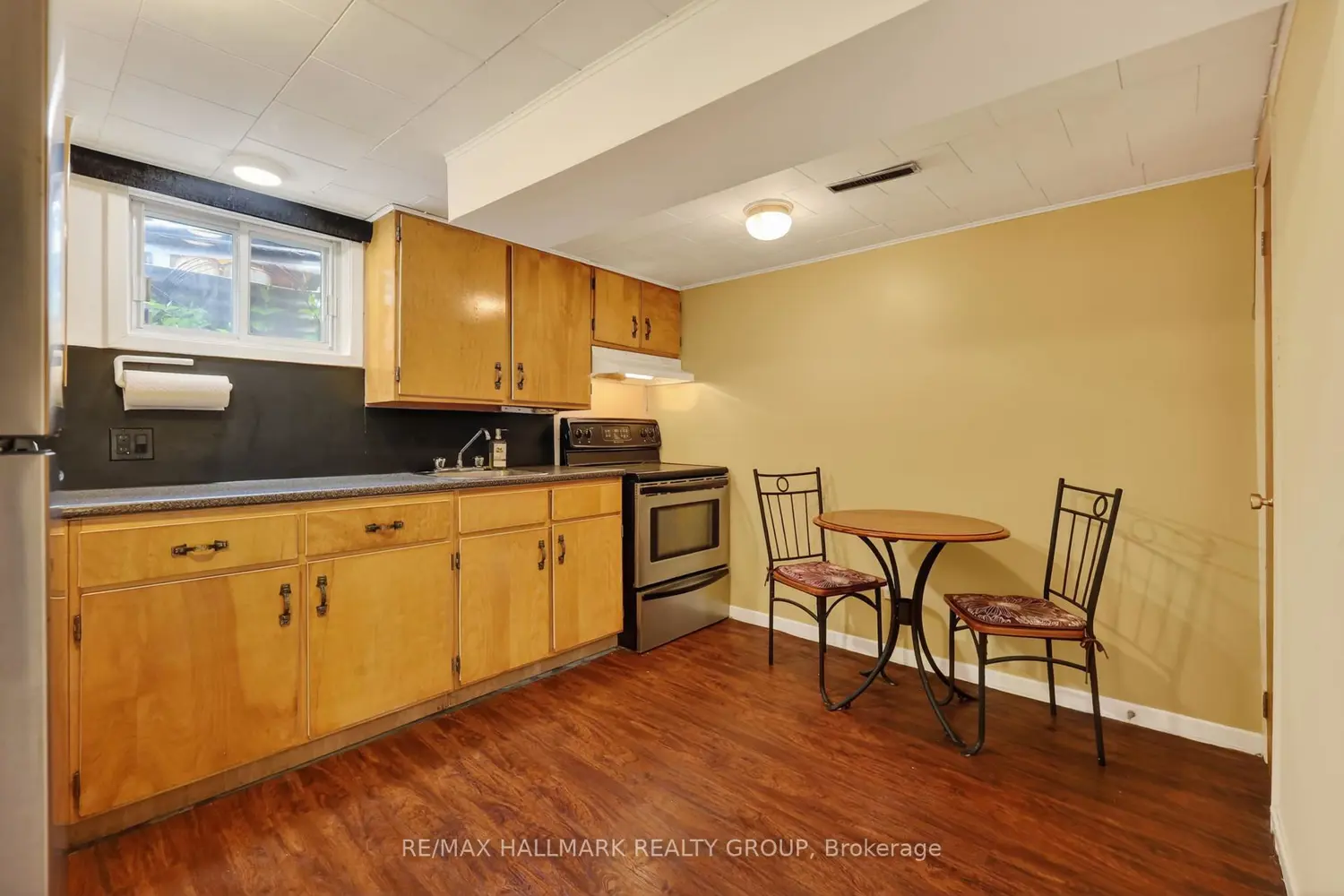 Additional image 12 of 1317 Avenue Q