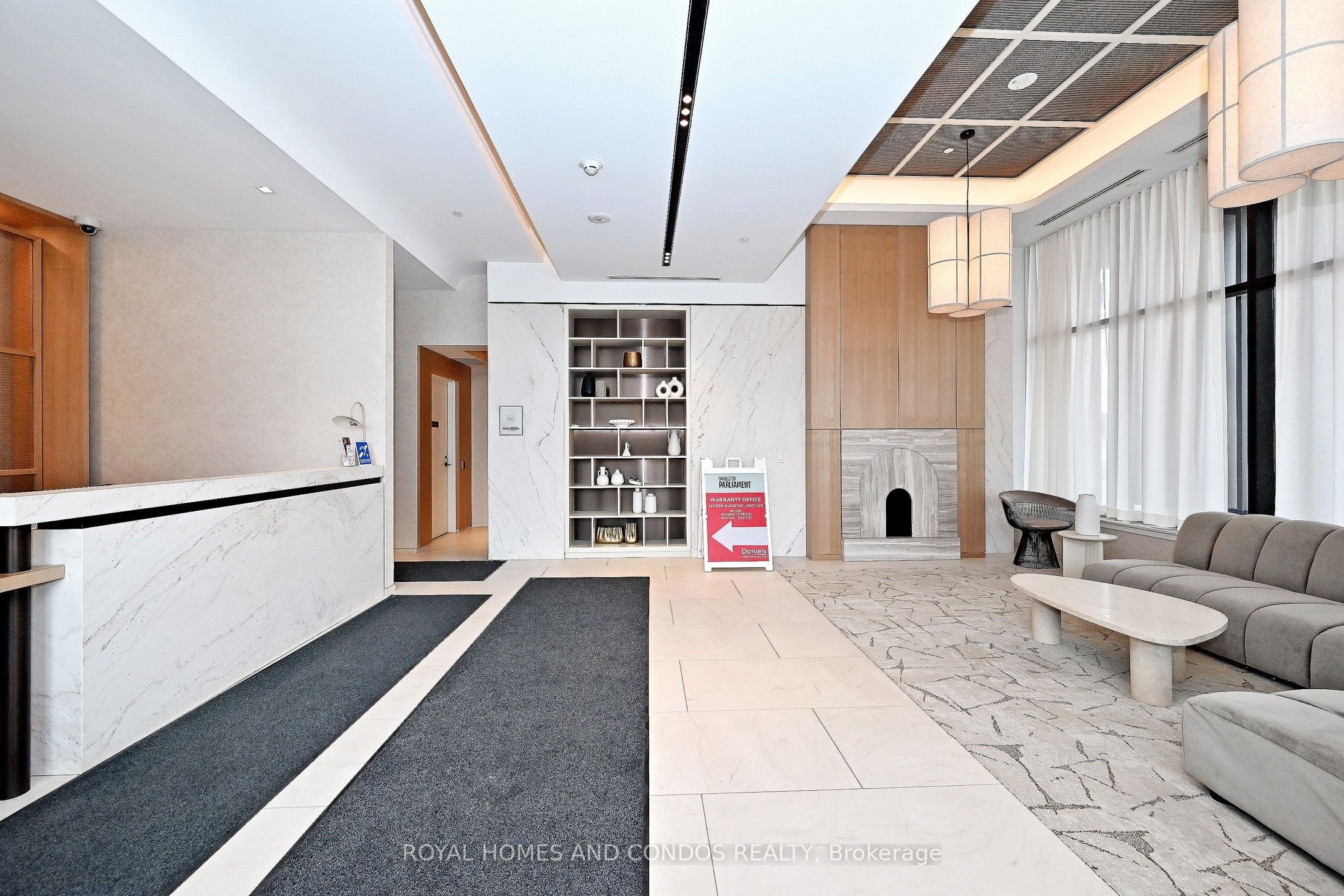 Additional image 5 of 1110-10 Oak Street, Toronto, ON, M5A 0Z1