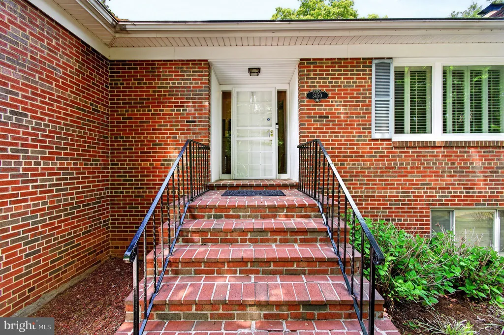 Additional image 2 of 3450 Nash Place SE, Washington, DC 20019