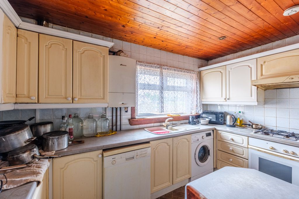 Additional image 6 of 2 bed flat for saleKilbrennan Drive, Motherwell ML1