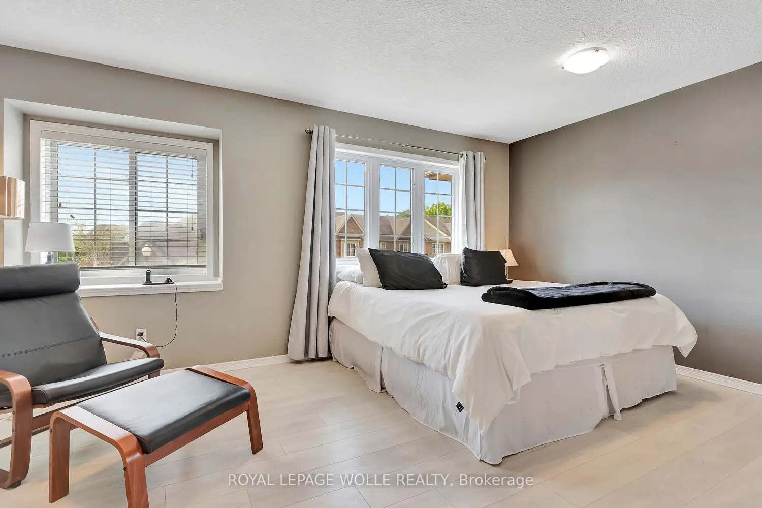 Additional image 9 of 935 Zeller Crescent