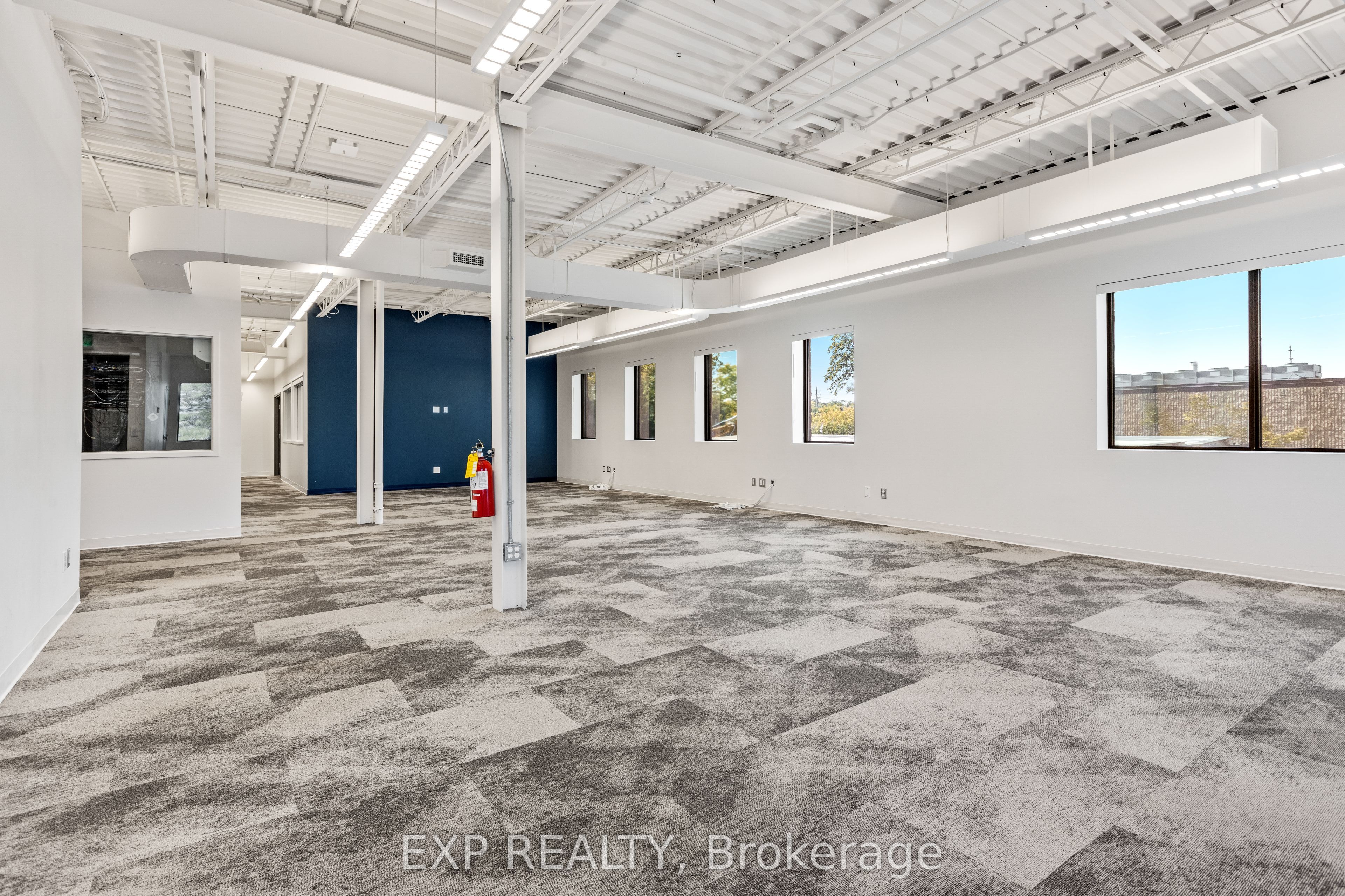 Additional image 6 of 202-1600 Laperriere Avenue, Ottawa, ON, K1Z 8P5