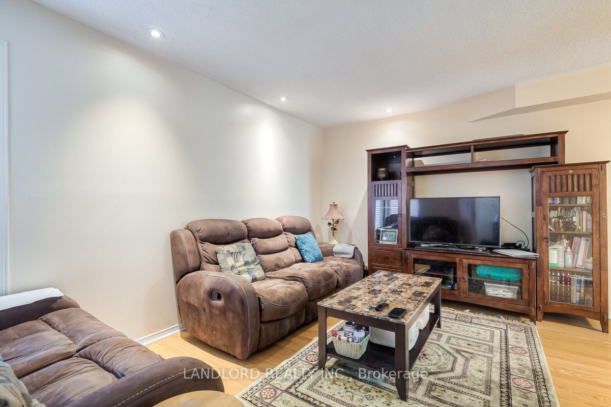 Additional image 5 of 107-2555 Thomas Street, Mississauga, ON, L5M 5P6