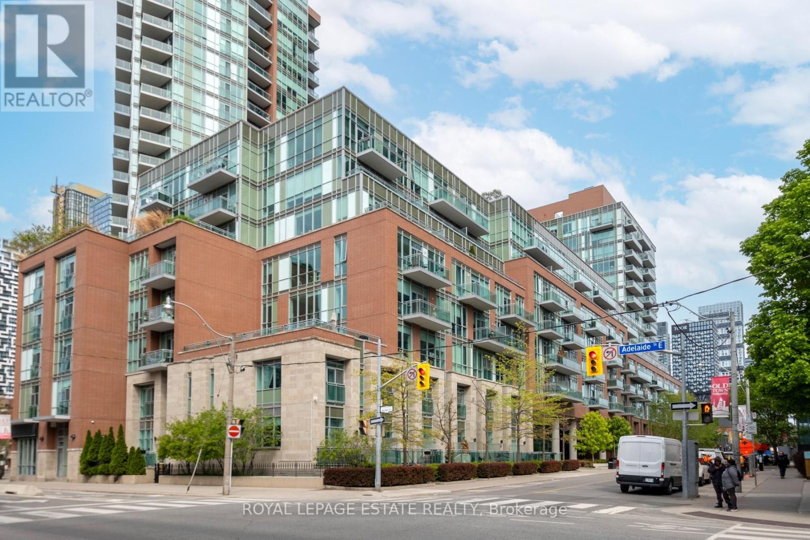 S711 - 112 GEORGE STREET