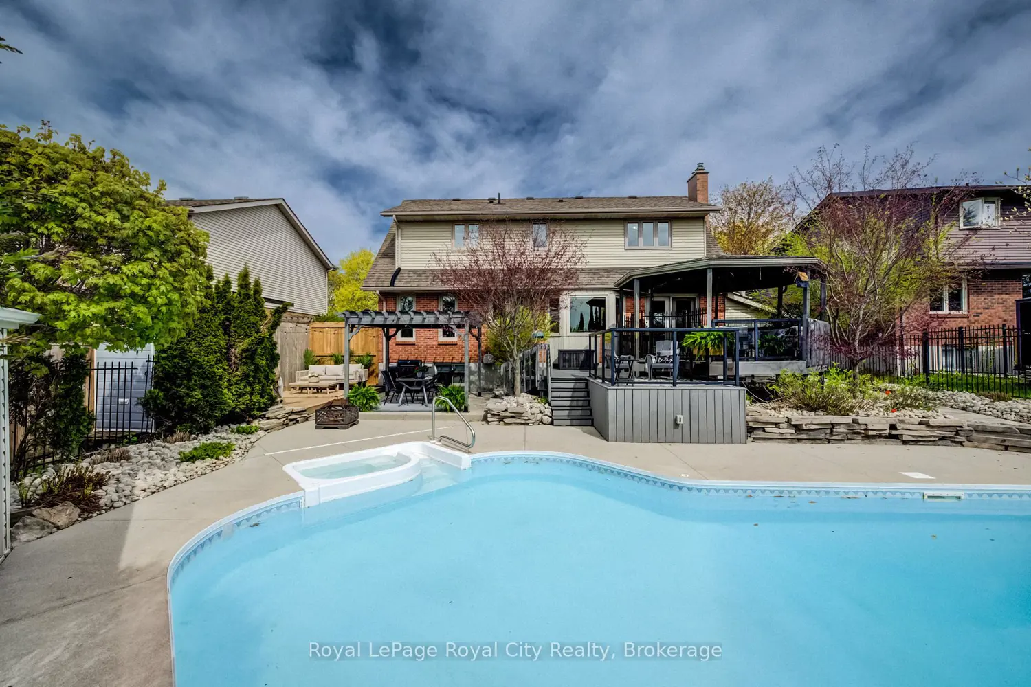 Additional image 16 of 15 Joann Crescent
