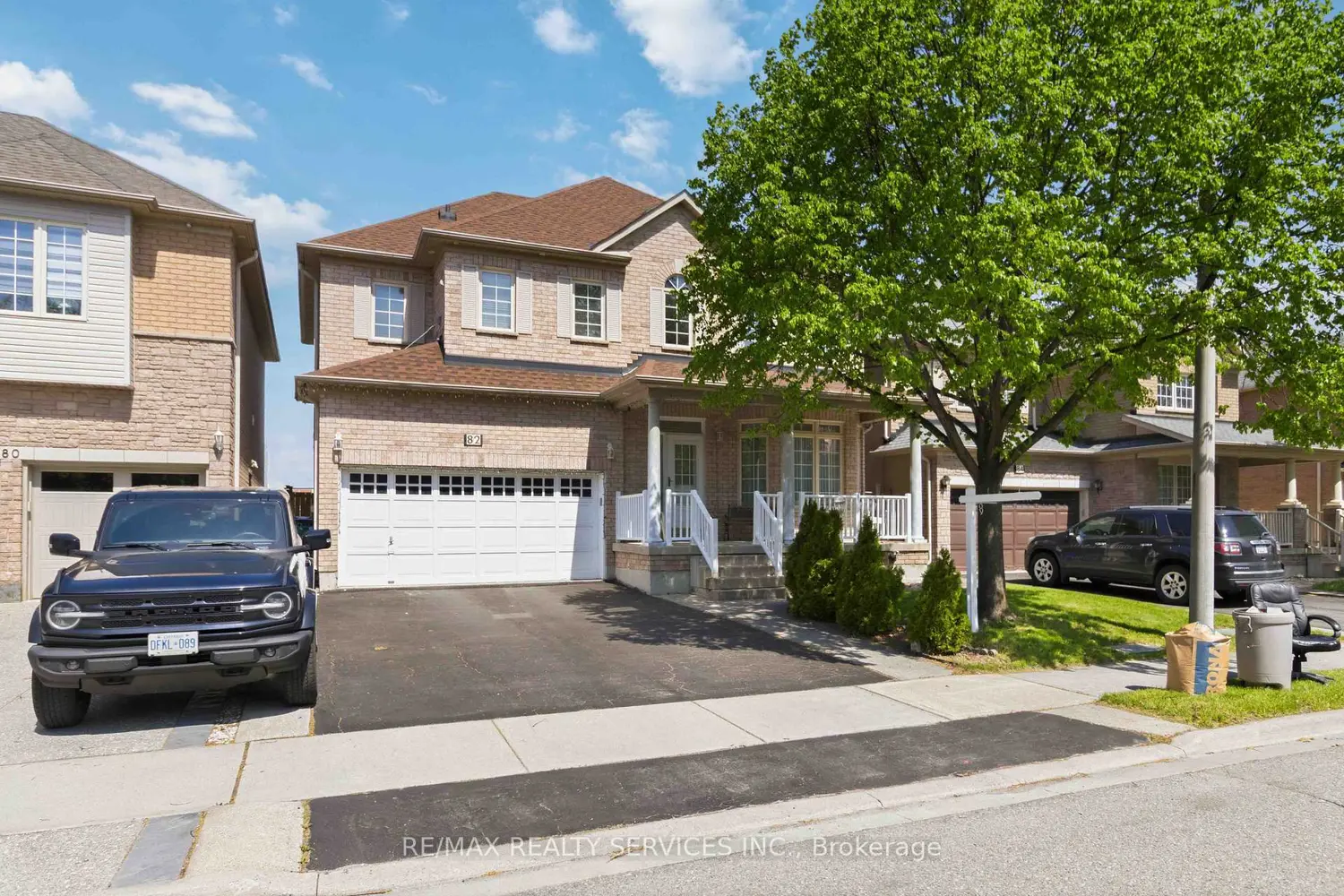 82 Mainard Crescent