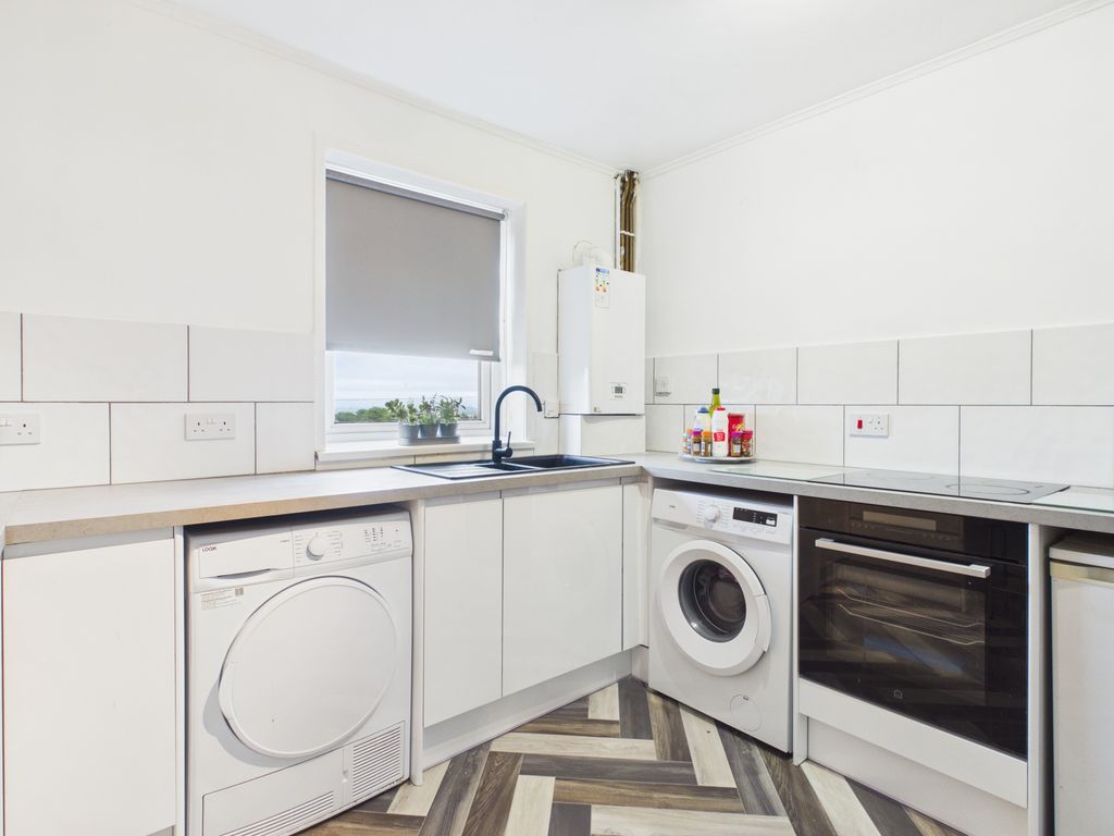 Additional image 5 of 3 bed flat for saleLennox Drive, Clydebank G81