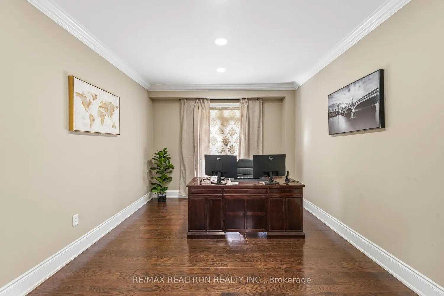 103 Sir Stevens Drive photo 4