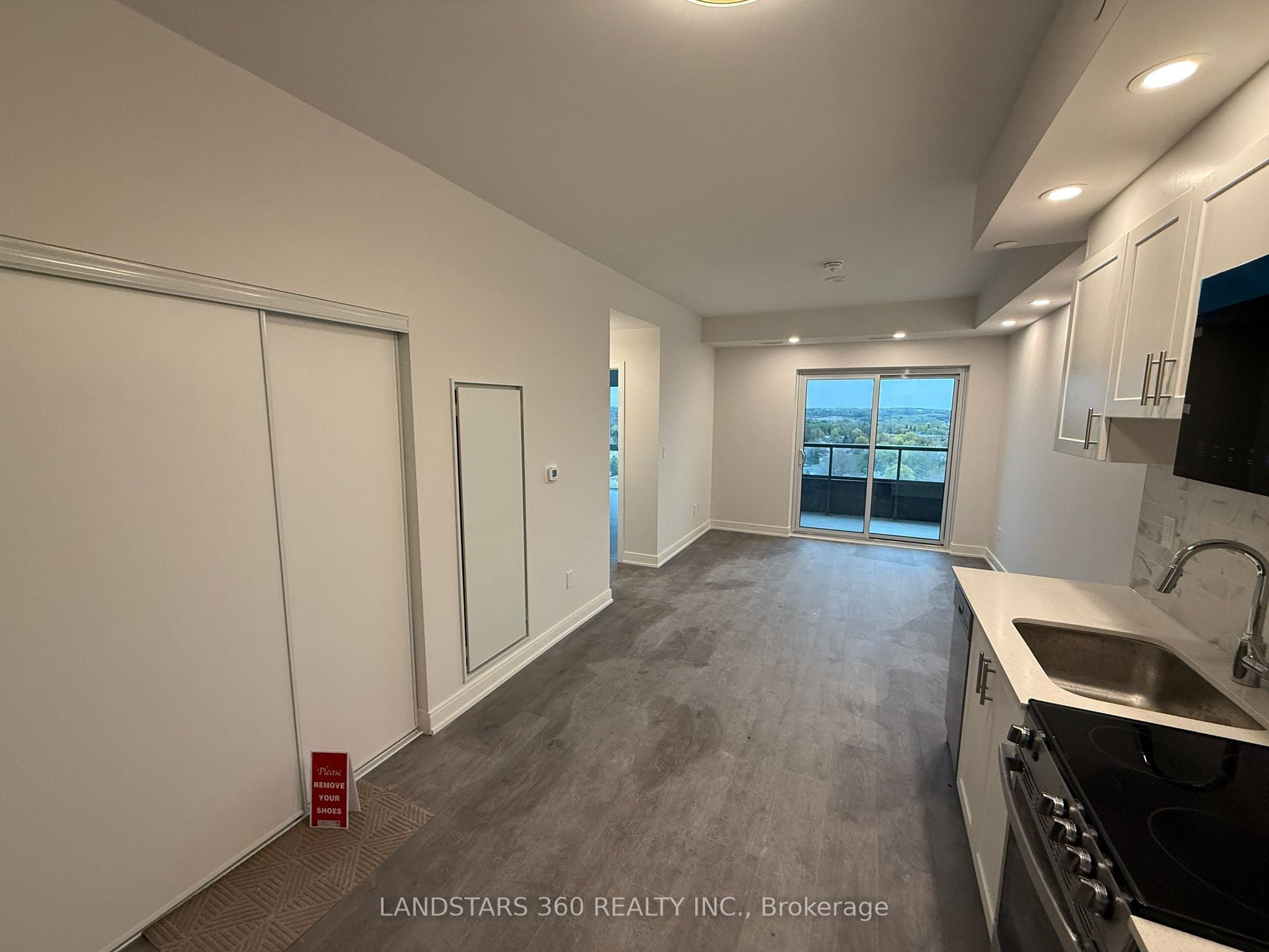 Additional image 5 of B1211-715 Davis Drive, Newmarket, ON, L3Y 0J2