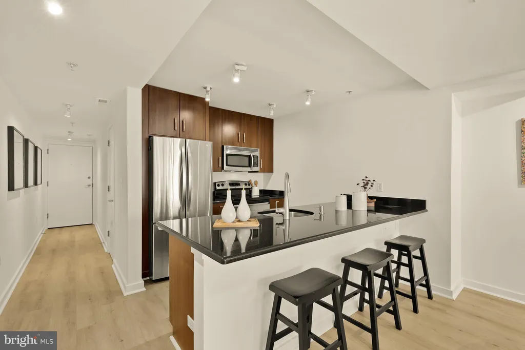 Additional image 5 of 1423 Newton Street NW Unit 204, Washington, DC 20010